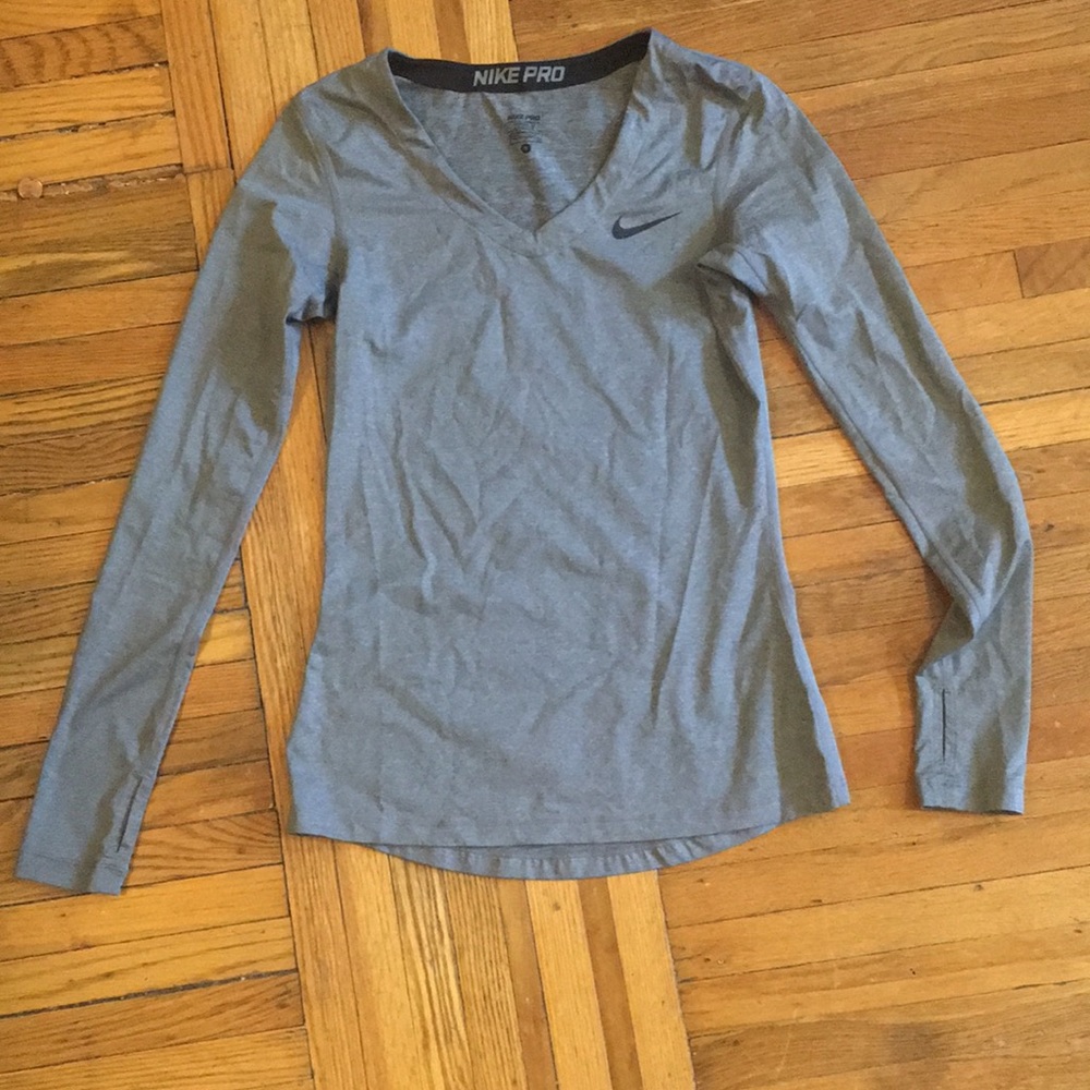 Nike pro dri fit shell size small
